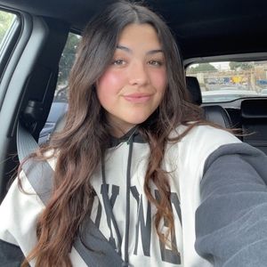 Meet your Posher, Sydney